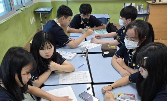 학교 환경 프로젝트 수업 장면. 사진=김해시 제공