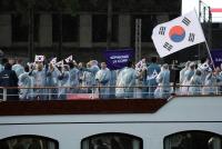 ‘한국’을 ‘북한’으로 소개…문체부 “장미란 차관, IOC 위원장 면담 요청”