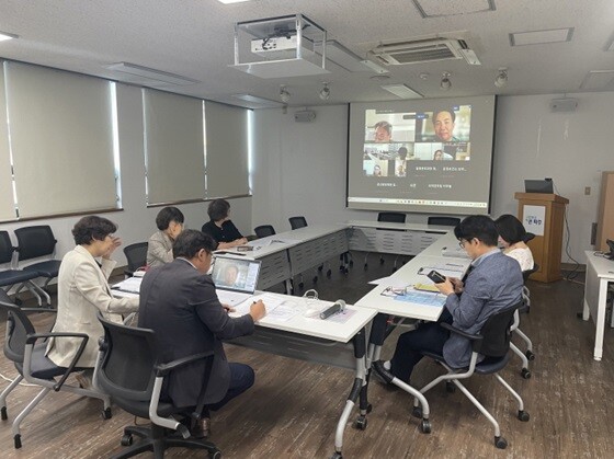 파주시 추석연휴 비상의료 관리상황반 운영회의 모습. 사진=파주시 제공