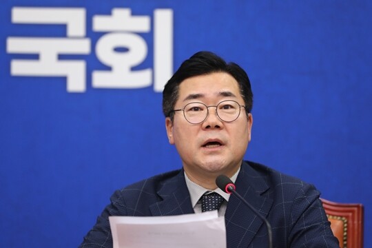 더불어민주당 박찬대 원내대표가 9월 27일 국회에서 열린 최고위원회의에서 발언하고 있다. 사진=박은숙 기자