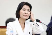 이진숙 탄핵 심판 계속된다…헌재 '정족수 조항' 효력 정지키로