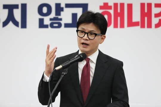 한동훈 국민의힘 대표가 10월 30일 오전 국회에서 당 대표 취임 100일 기자회견을 하고 있다. 사진=박은숙 기자