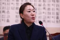 강혜경 "명태균, 윤석열 기분 좋게 하려 여론조사 조작…이준석 땐 없어"