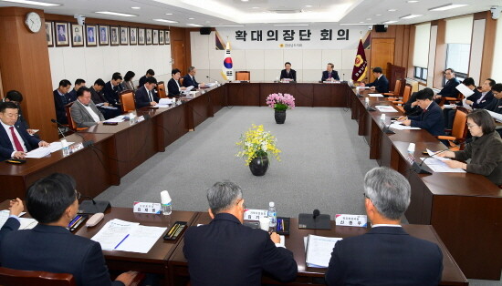 확대의장단 회의 장면. 사진=경남도의회 제공