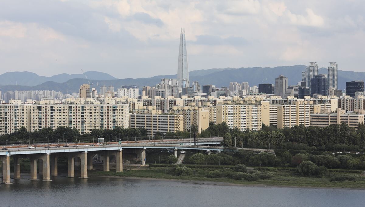 압구정현대아파트 전경. 사진=박정훈 기자