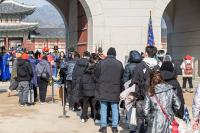 [시선25] 여기선 한복이 '국룰'…경복궁 돌아온 외국인 관광객
