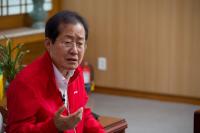 홍준표 "구속영장·수사서류 무효…윤 대통령 석방해야"