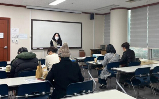 평생학습상담활동가가 참여하는 오리엔테이션 장면. 사진=기장군 제공