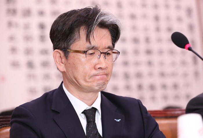 오동운 고위공직자범죄수사처장이 1월 7일 국회에서 열린 법제사법위원회 전체회의에서 답변을 마치며 굳은 표정을 짓고 있다. 사진=박은숙 기자