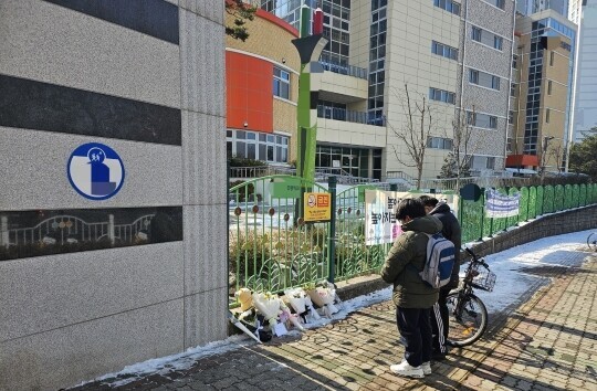 2월 10일 오후 4시 30분에서 5시 사이 교사 A 씨는 하교 중이던 하늘 양에게 ‘책을 주겠다’며 시청각실로 유인해 흉기를 휘두른 뒤 자해했다. 사진=손우현 기자