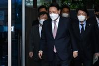 같은 친윤 다른 기류? 이철규·장제원 관련 '경찰 수사' 뒷얘기