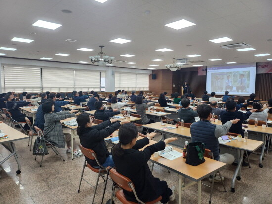 2025년 김해시 산업안전보건 관리감독자 정기교육 실시 장면. 사진=김해시 제공