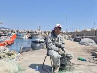 할머니 업고 뛰어…정부, '산불 의인' 외국인 3명에게 특별기여자 체류자격 부여 