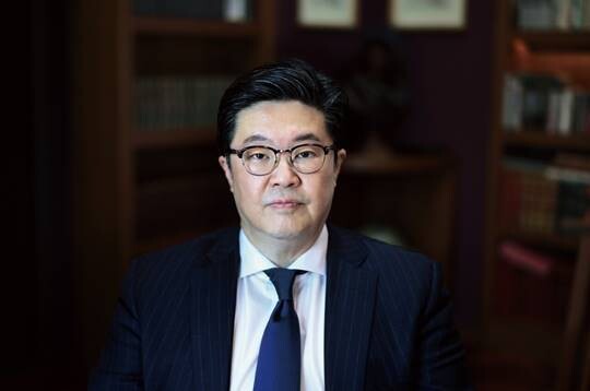 MBK파트너스가 홈플러스 사태 이후 인수 기업 관리에 소홀한 것 아니냐는 지적이 나온다. 김병주 MBK파트너스 회장. 사진=MBK파트너스