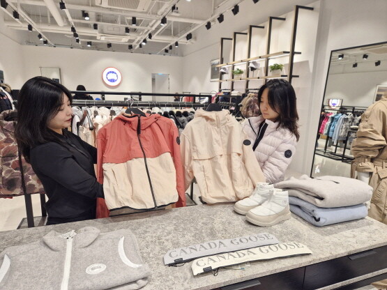 롯데몰 동부산점 ‘캐나다구스’ 매장. 사진=롯데백화점 제공