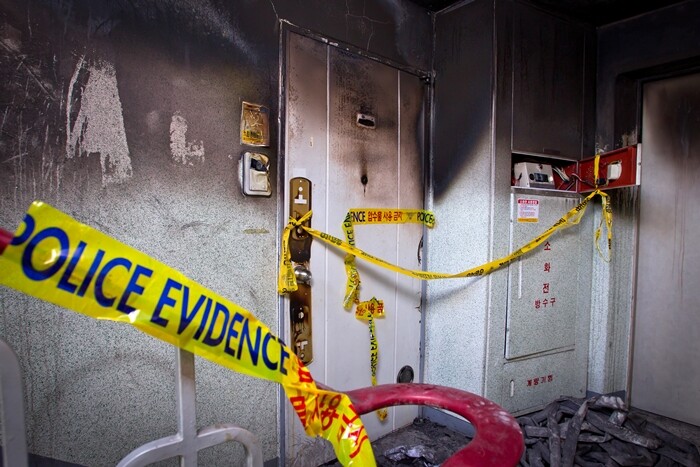2010년 10월에 발생한 ‘하왕십리 방화 살인 사건’은 서울 성동구 하왕십리동 소재의 한 아파트에서 13세 이 아무개 군이 집에 휘발유를 뿌린 뒤 불을 질러 부모와 할머니, 여동생까지 일가족 4명을 전부 살해한 존속살해 사건이다. 사진=임준선 기자