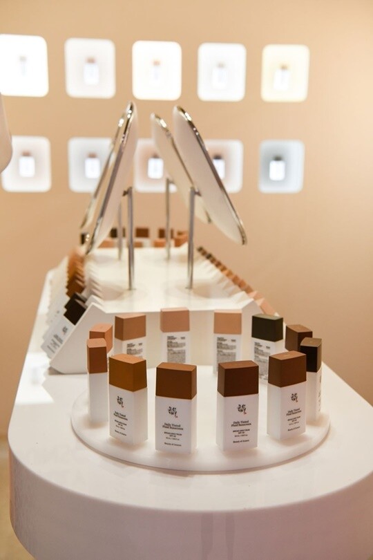 ‘조선미녀’를 운영하는 구다이글로벌과 관계사들은 지난해 매출 1조 원에 육박하는 실적을 냈다. 2024년 11월 미국 LA에서 열린 조선미녀 팝업스토어. 사진=구다이글로벌 제공