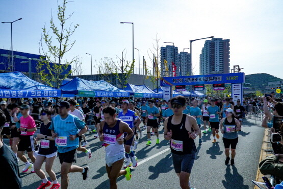 제7회 기장바다마라톤대회 장면. 사진=대선주조 제공