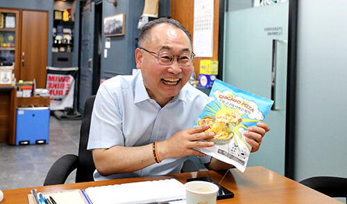 전해명 대표가 자사 제품을 소개하고 있다. 사진=남경원 기자