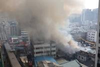 서울 중구 을지로 노후상가 화재…을지로4가에서 을지로3가 방향 전면 통제