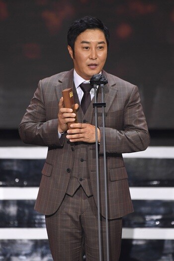 이혼한 전처 소생의 딸을 입양했던 코미디언 김병만이 소송 끝에 법적 부녀 관계를 종료하게 됐다. 사진=SBS 제공