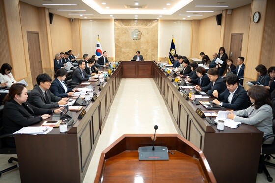 14일 열린 남양주시의회 현안사항 보고회 및 전체의원 간담회. 사진=남양주시의회 제공