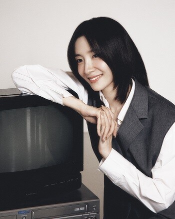 넷플릭스 오리지널 시리즈에서 배우 박지현은 천상연으로 분해 애정과 동경, 질투와 원망으로 일생에 걸쳐 얽히고설킨 친구 관계를 그려냈다. 사진=넷플릭스 제공