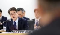 김동연 ‘이재명 재난기본소득 빚잔치’ 비판에 “동의 못 해, 저라도 빚내서 민생 살렸을 것”
