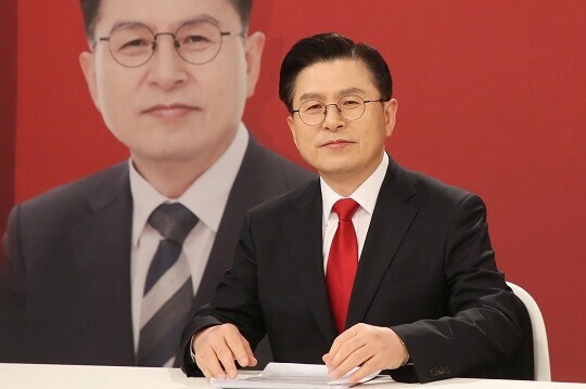 황교안 전 국무총리의 불법 선거운동 혐의를 수사하는 경찰이, 황 전 총리가 이끄는 ‘부정선거부패방지대(부방대)’에 대한 압수수색에 나섰다. 사진=국회사진취재단