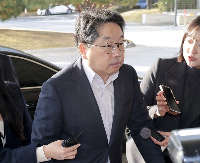 노만석 검찰총장 직무대행이 11월 12일 대장동 민간업자 개발 비리 의혹 사건 관련 항소 포기 논란이 불거진 지 닷새 만에 사의를 표명했다. 사진=박정훈 기자