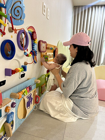 구미시 전국 최초 공동육아나눔터 '0세 특화반'. 사진=구미시 제공