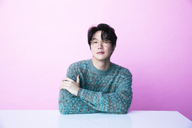 가수 성시경과 10년 넘게 동행하던 전 매니저 A 씨가 근무 기간 동안 적지 않은 금액을 횡령했다는 의혹을 받고 고발된 가운데 경찰이 무혐의 불송치 결정을 내렸다. 사진=에스케이재원 제공