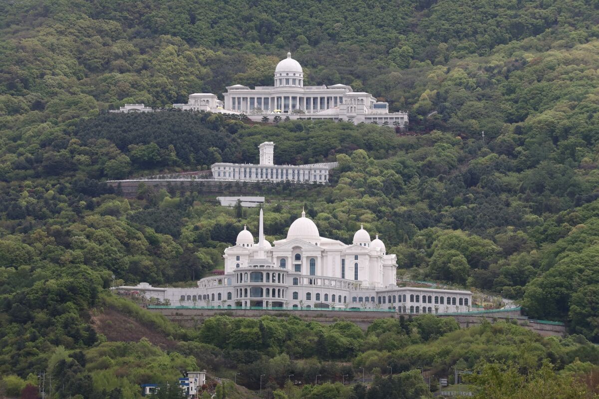 경기 가평군 장락산에 있는 천정궁. 사진=임준선 기자