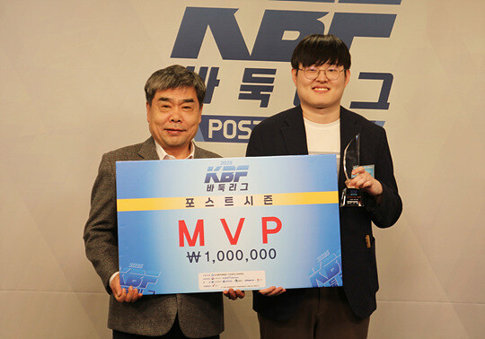 MVP를 수상한 전남 신현석 선수. 사진=대한바둑협회 제공