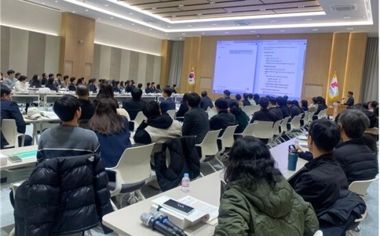 ‘부산형 인공지능(AI)서비스 도입 사업’ 완료보고회 모습. 사진=부산시 제공