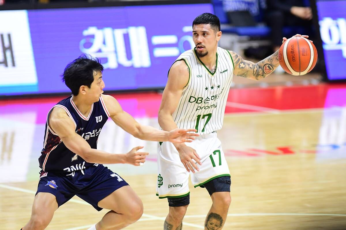 KBL 공동 3위 KCC와 DB의 맞대결이 '농구영신' 매치로 펼쳐진다. 사진=KBL 제공