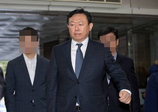 신동빈 회장과 손발을 맞출 새로운 대표로 고정욱 대표이사와 노준형 대표이사가 낙점됐다. 신동빈 회장. 사진=일요신문DB