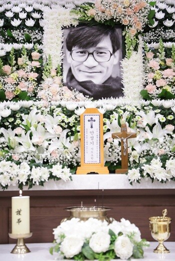 '국민배우' 안성기가 1월 5일 오전 향년 74세의 나이로 별세했다. 사진공동취재단