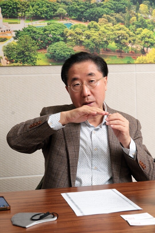 이남우 한국거버넌스포럼 회장은 2026년 코스피 지수 5000은 충분히 달성이 가능하다고 내다봤다. 사진=이종현 기자