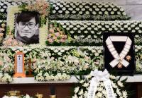 송도순에 이어 안성기까지…재발 위험 높은 혈액암의 모든 것