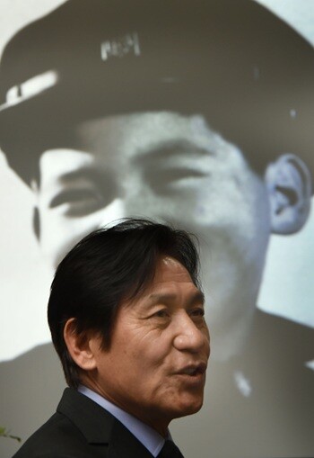 '영원한 국민배우' 고(故) 안성기가 향년 74세의 나이로 지난 1월 5일 별세한 가운데 한국영상자료원이 고인을 위한 온라인 추모전을 마련했다. 사진=한국영상자료원 제공