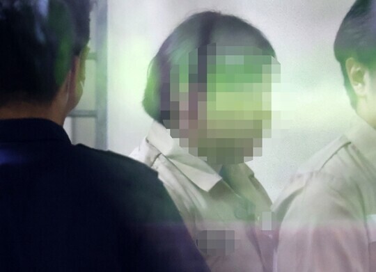 부산의 한 오피스텔에서 20대 여성을 폭행한 ‘부산 돌려차기 사건’으로 복역 중인 가해자에게 검찰이 징역 3년을 추가로 선고해 달라고 재판부에 요청했다. 사진 = 연합뉴