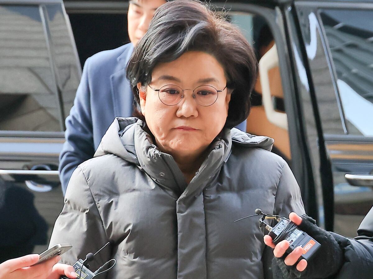 이혜훈 초대 기획예산처 장관 후보자가 9일 오전 서울 중구 인사청문회 준비 사무실로 출근하며 취재진의 질문을 받고 있다. 사진=임준선 기자