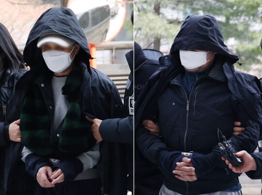 90대 노모를 살해한 혐의를 받는 60대 딸과 범행을 방조한 혐의를 받는 사위가 1월 26일 오후 구속 전 피의자 심문(영장실질심사)을 받기 위해 인천지법으로 들어서는 모습. 사진=연합뉴스