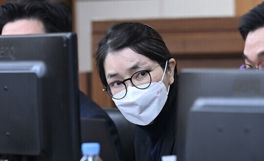 통일교 측으로부터 금품을 수수한 혐의로 1심에서 징역 1년8개월을 선고받은 김건희 여사가 판결에 불복해 항소했다. 사진=공동취재단