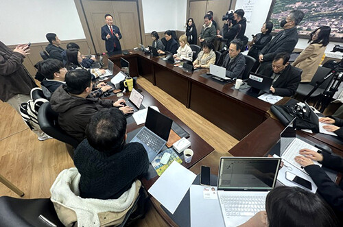 김재원 국민의힘 최고위원이 2일 오후 대구 수성구 국민의힘 경북도당에서 기자간담회를 갖고 있다. 사진=최창현 기자