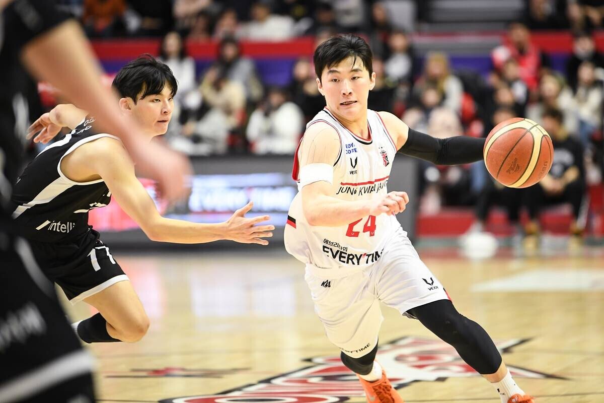 KBL 1년차를 소화하고 있는 문유현은 새 감독 체제에서 대표팀에 이름을 올렸다. 사진=KBL 제공