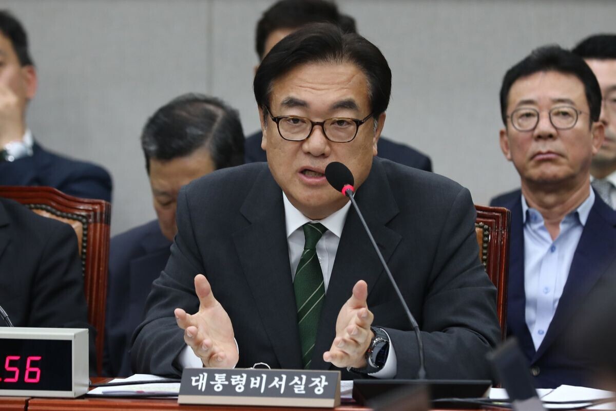 경찰이 윤석열 전 대통령 탄핵 인용 결정 전후 대통령실 공용 컴퓨터 1000여대를 초기화하도록 지시한 의혹을 받는 정진석 전 대통령 비서실장에 대한 소환 조사에 나섰다. 사진=박은숙 기자
