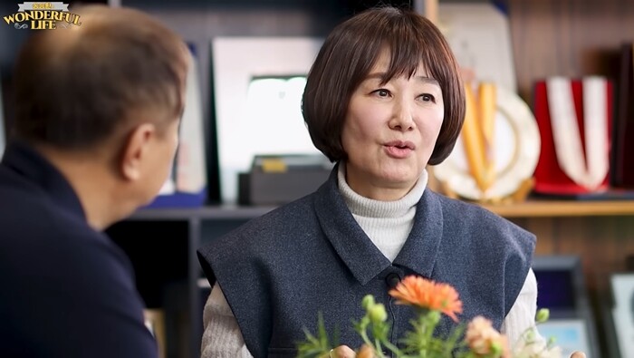 방송인 김혜영이 3월 3일 유튜브 채널 ‘송승환의 원더풀라이프’에 출연해 오랜 기간 사구체신염 투병 생활을 이어왔다고 밝혔다. 사진=유튜브 채널 ‘송승환의 원더풀라이프’ 화면 캡처