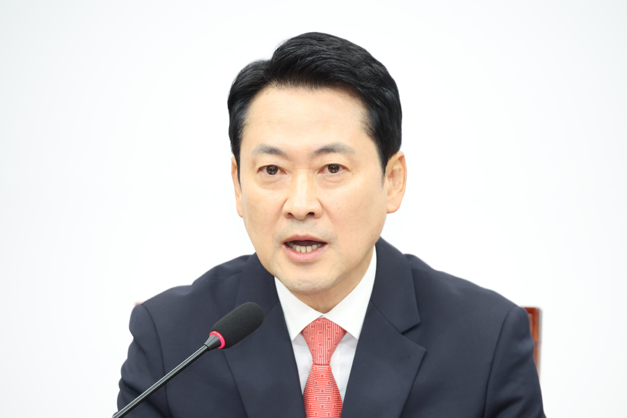 장동혁 국민의힘 대표가 지난 9일 국회에서 열린 국민의힘 최고위원회의에서 발언하고 있다. 사진=박은숙 기자
